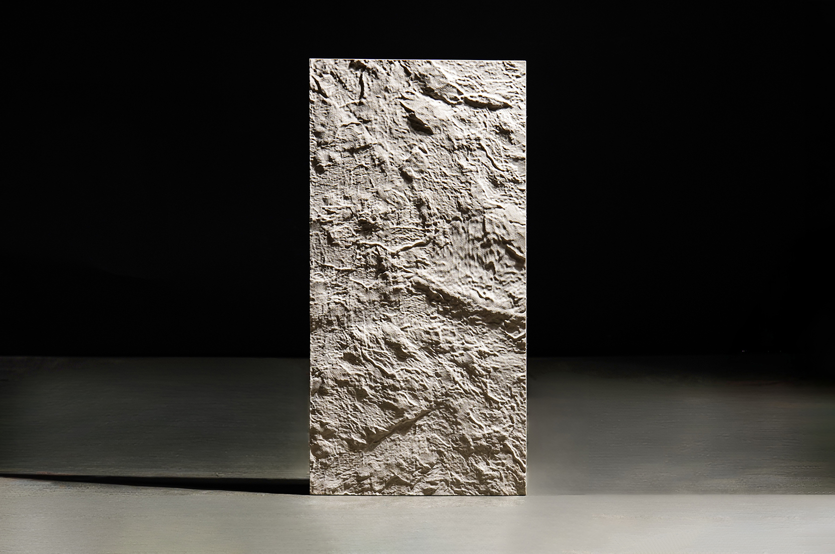 CRACKLE - Image 2